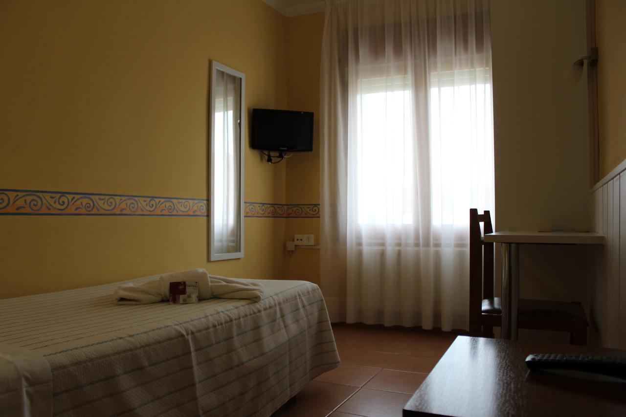 Hostal Fabrellas Caldes de Malavella Cameră foto